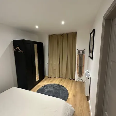 Cosy Et Moderne * Brussels